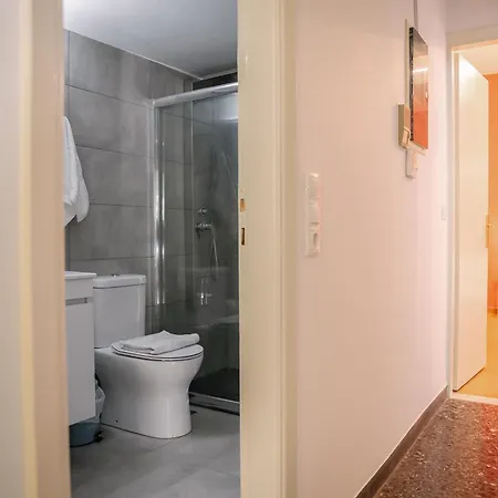 Apartment 3cs Ampelokipoi Comfy Flat Ft Patio Airport Direct Day N Night *