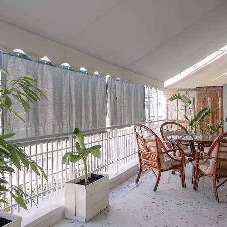 Apartment 3cs Ampelokipoi Comfy Flat Ft Patio Airport Direct Day N Night